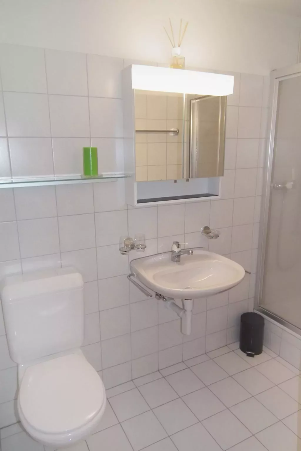 Apt D 045-Inside
