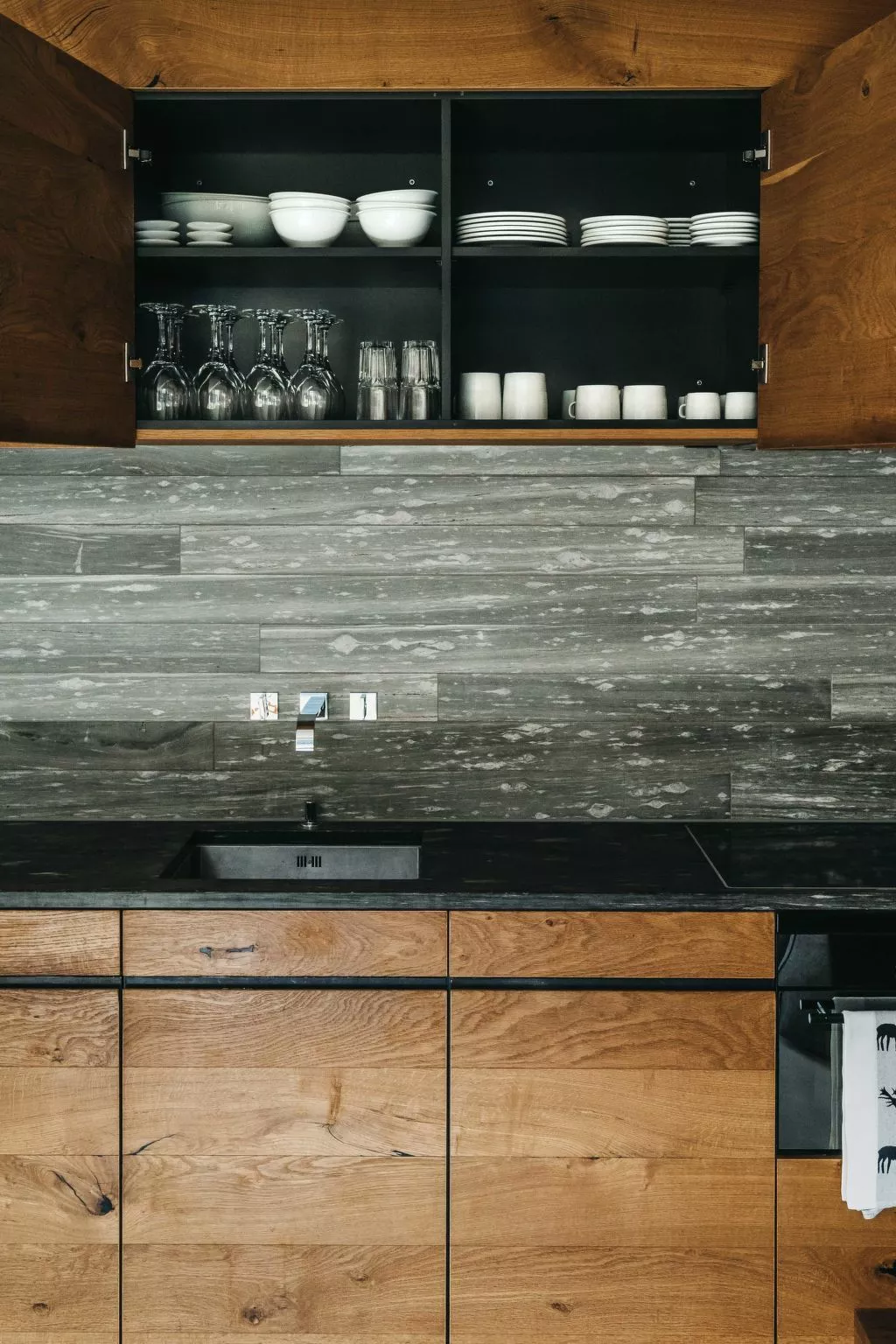 Superior Alpine-Inside