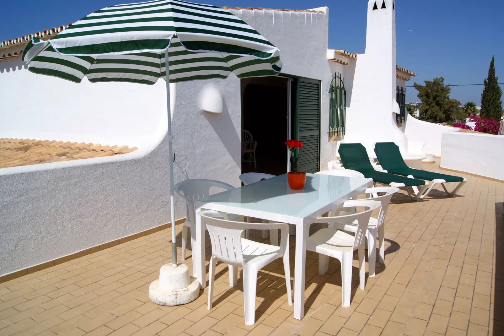 Villa Laranjeira-Terrace balcony