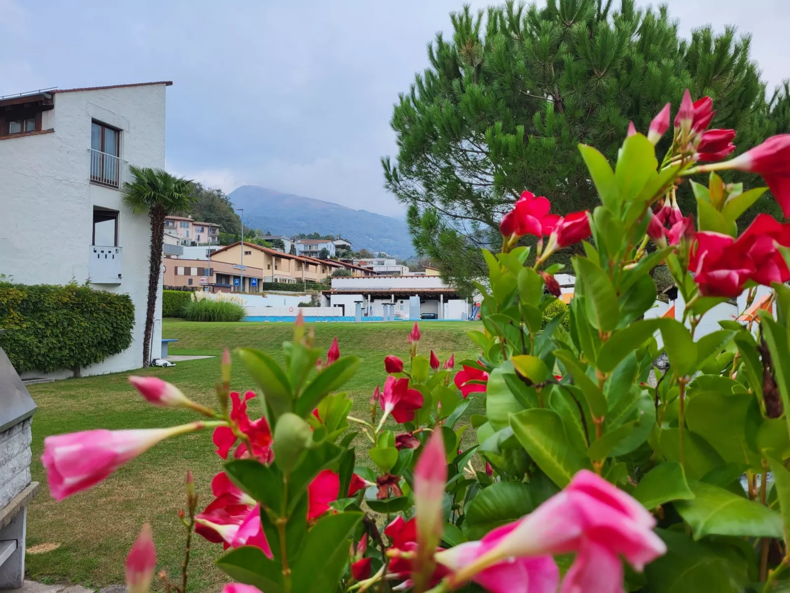 Villaggio Sureggio - App. C1-Draußen