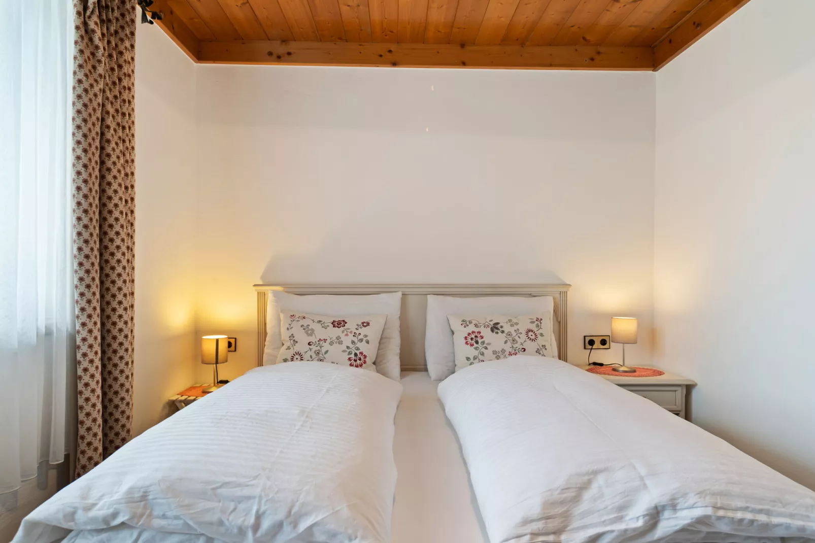 Dorfruh-Bedroom