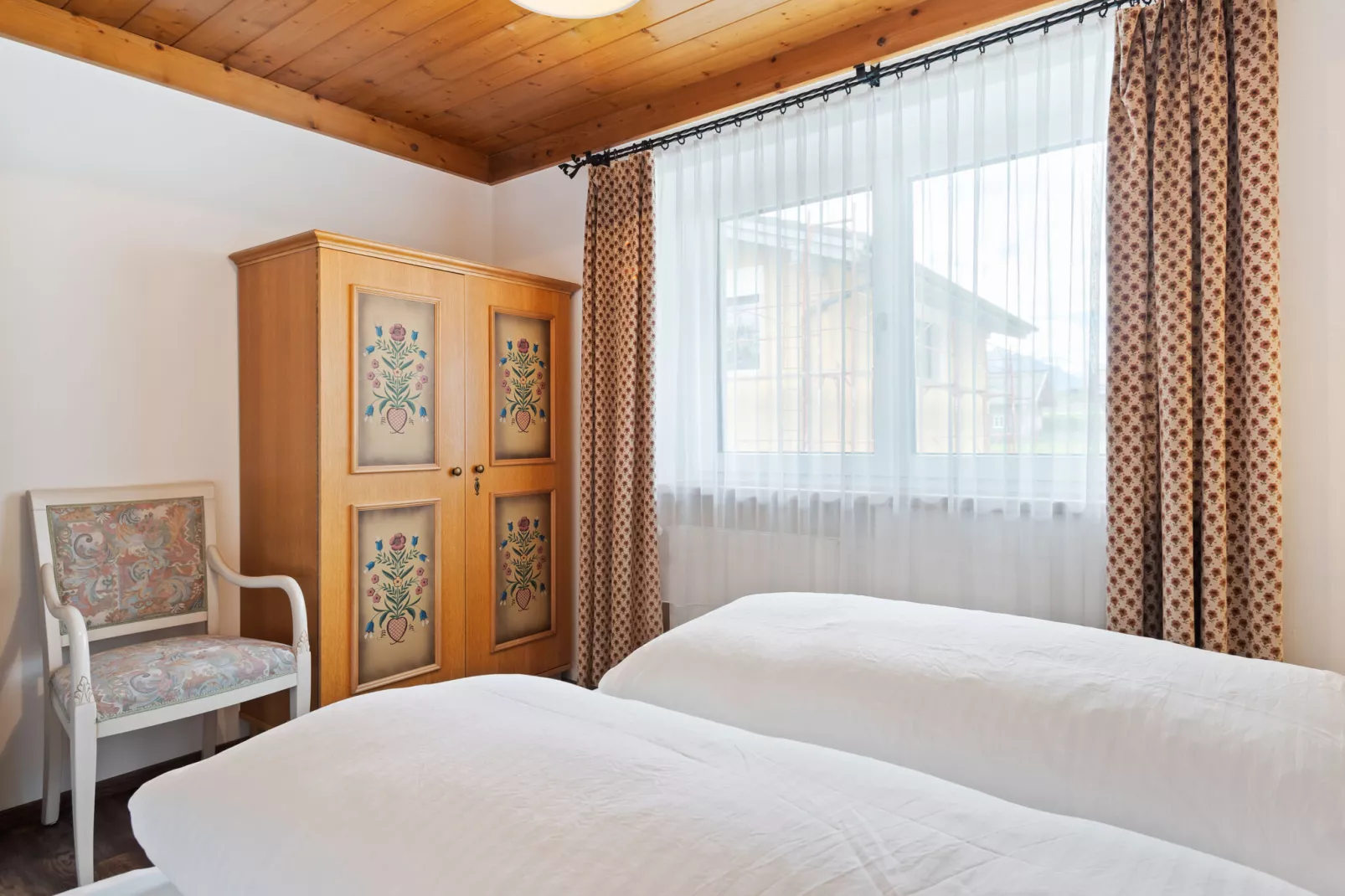 Dorfruh-Bedroom