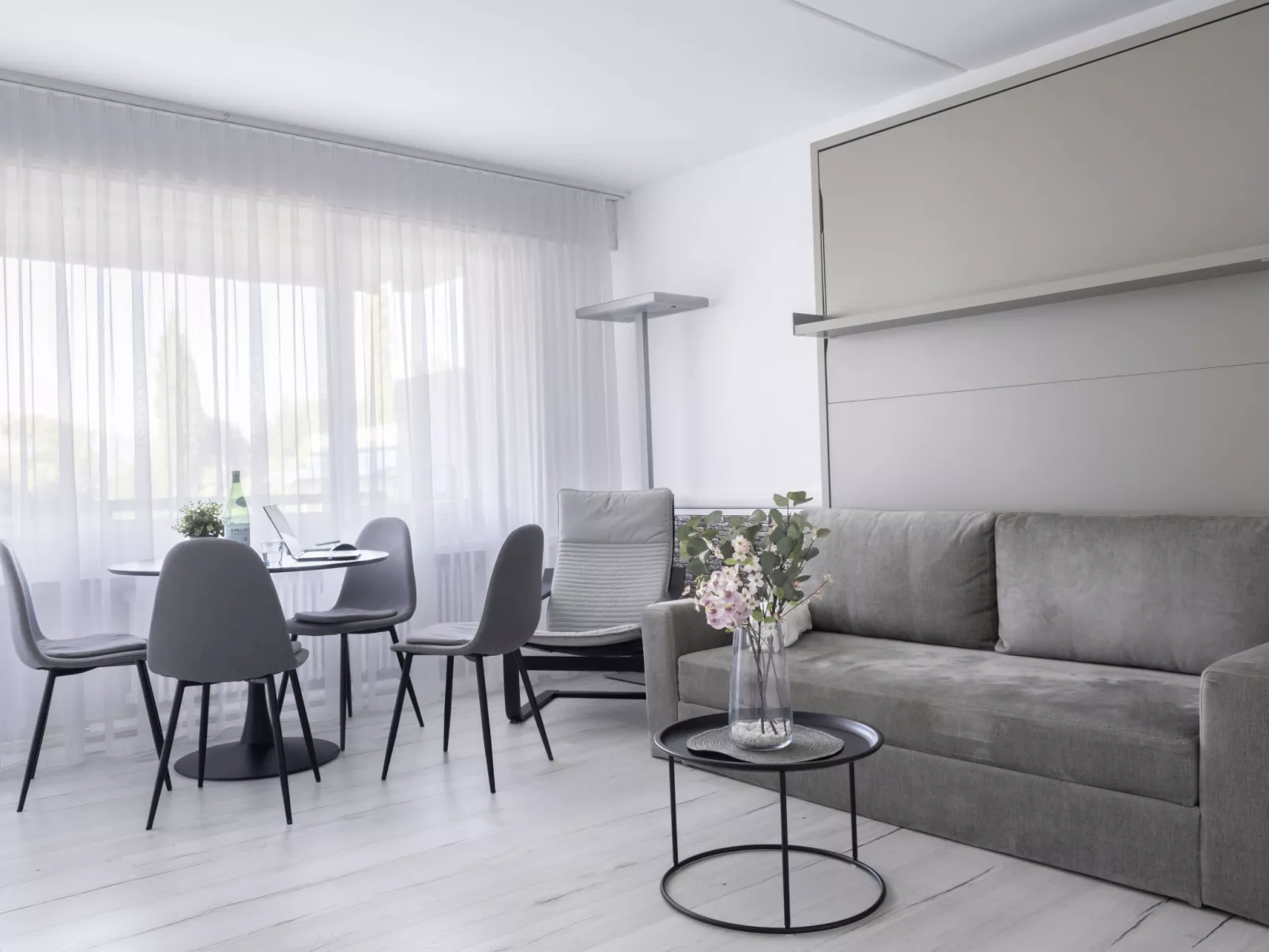 Lakeview App. 214-Inside