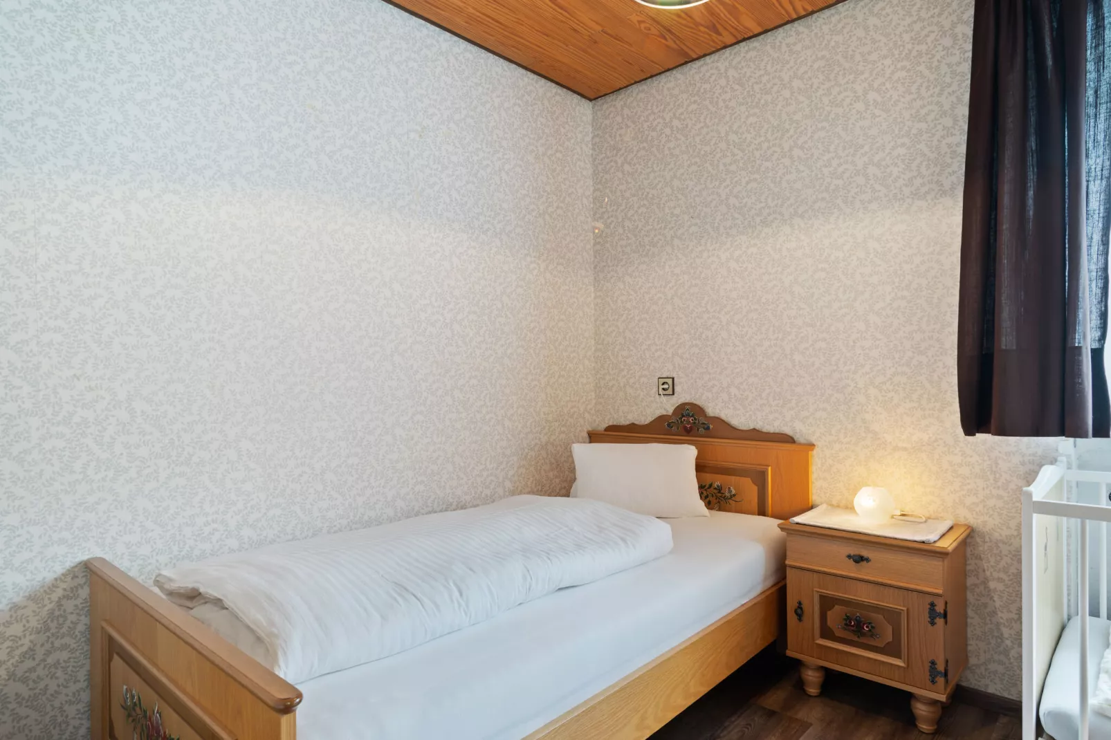 Dorfruh-Bedroom