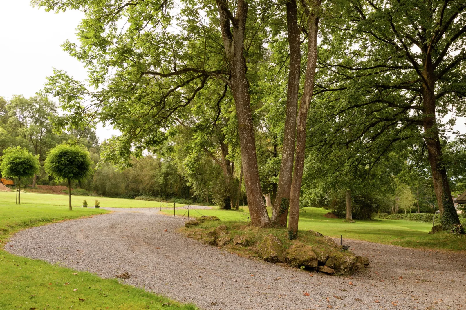 Gentilhommière du Broux-Jardin d'été