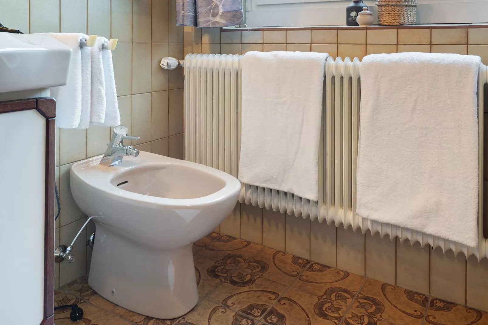 Dorfruh-Bathroom