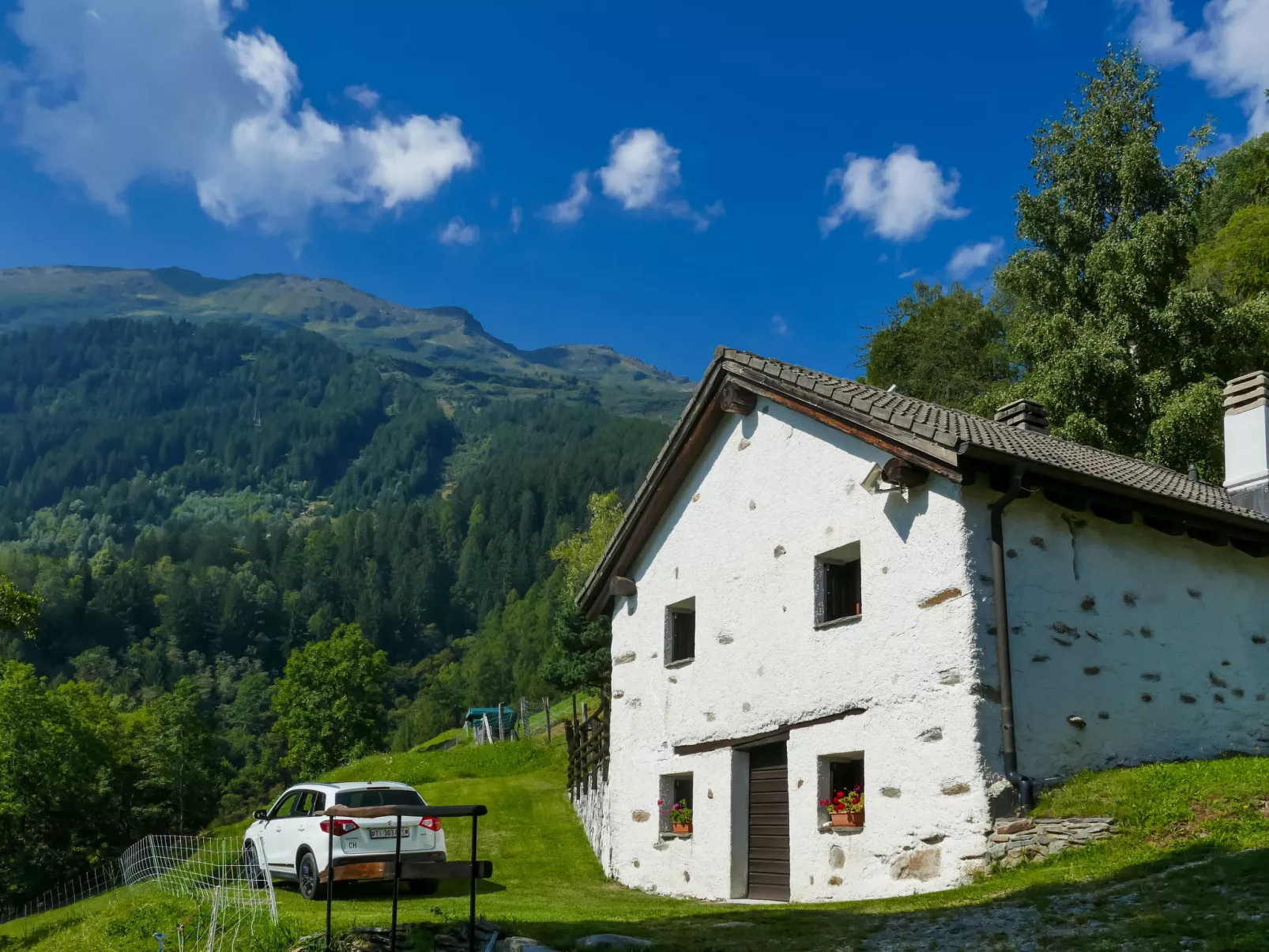 Rustico Girasole-Outside