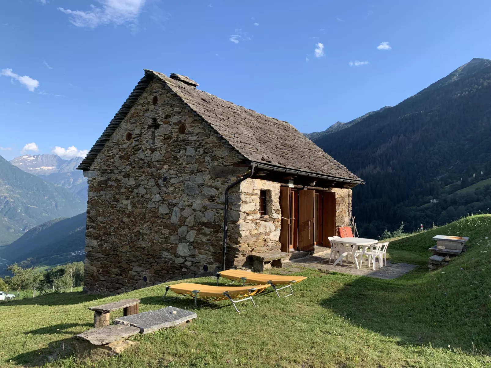 Rustico Tecc du Martin-Outside