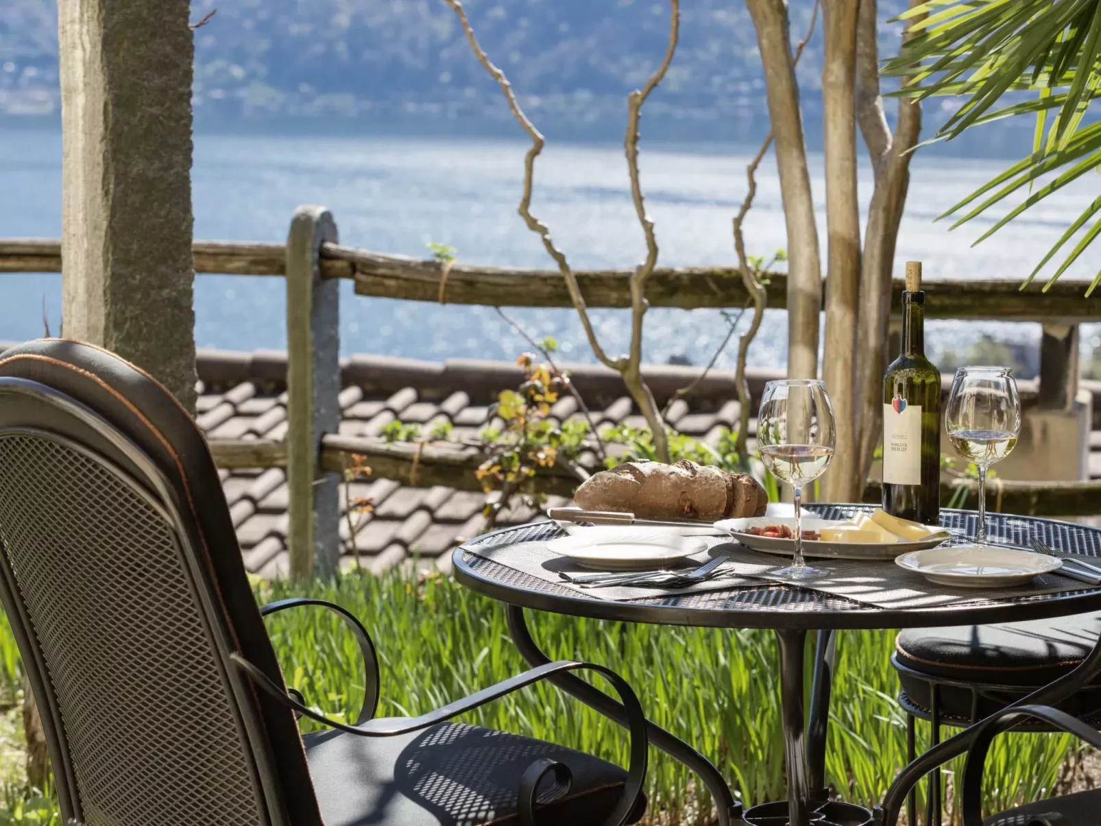 Vista Isole di Brissago-Outside