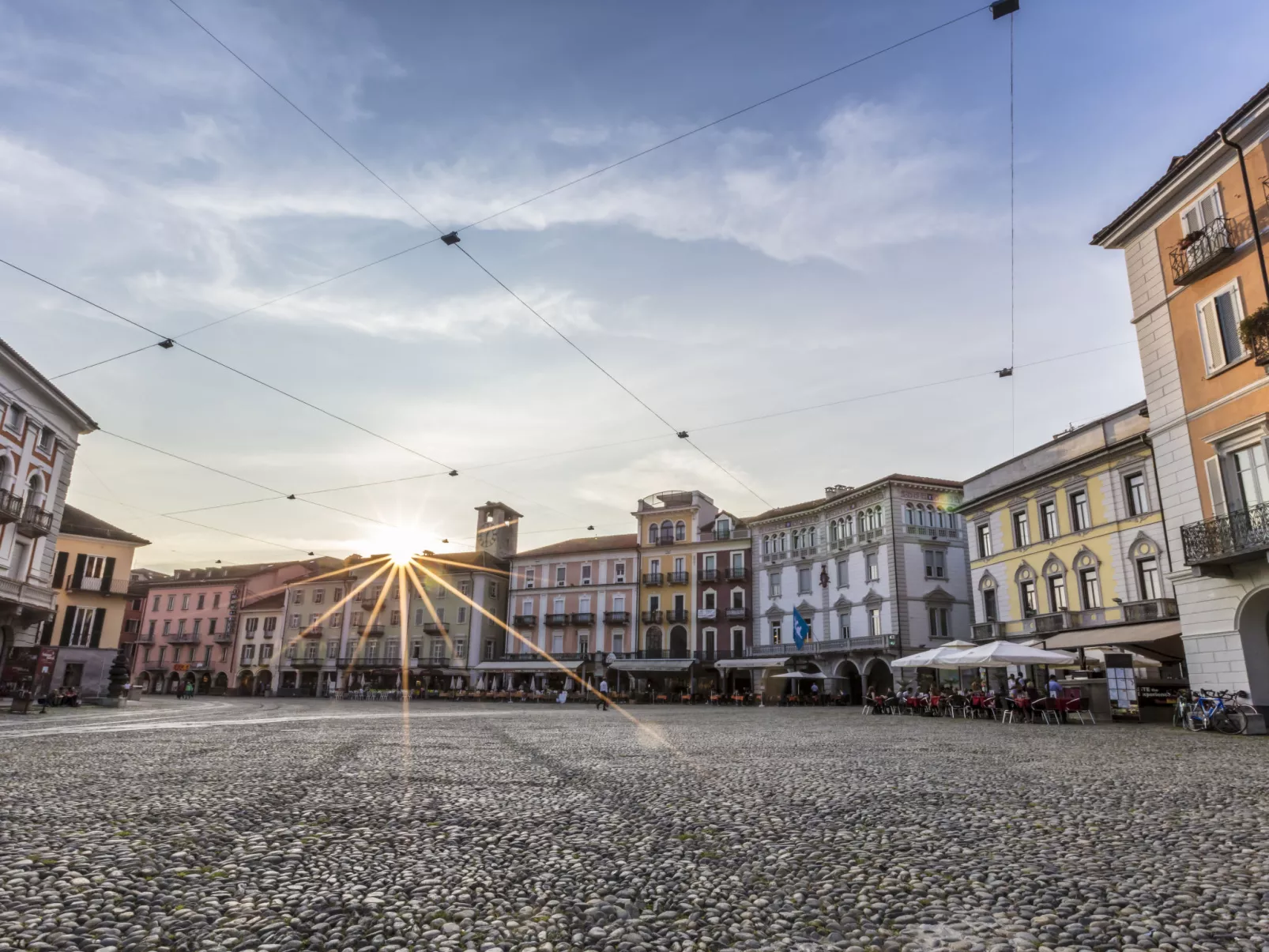 Torre Tessuti Apt.Leonardo-Area