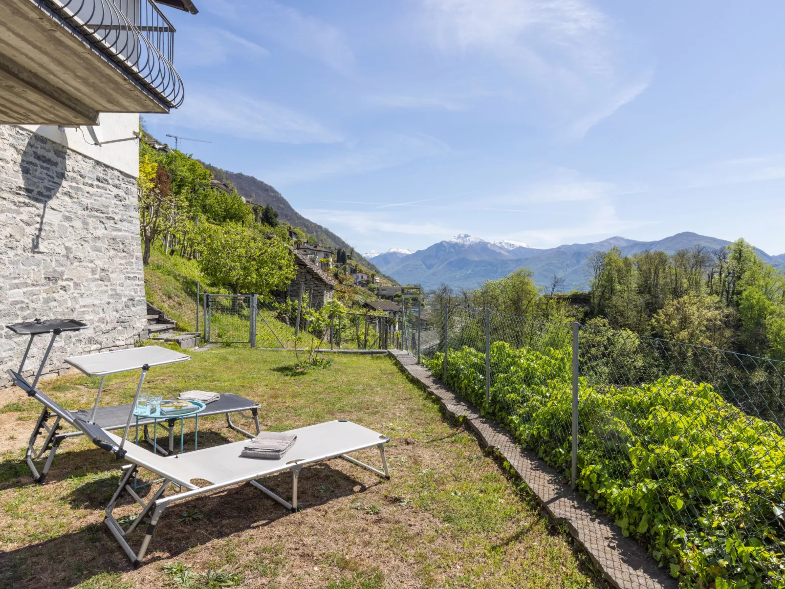 Fontanella Amazingview-Outside