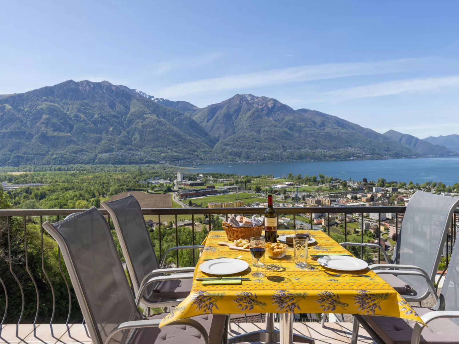 Fontanella Amazingview-Outside