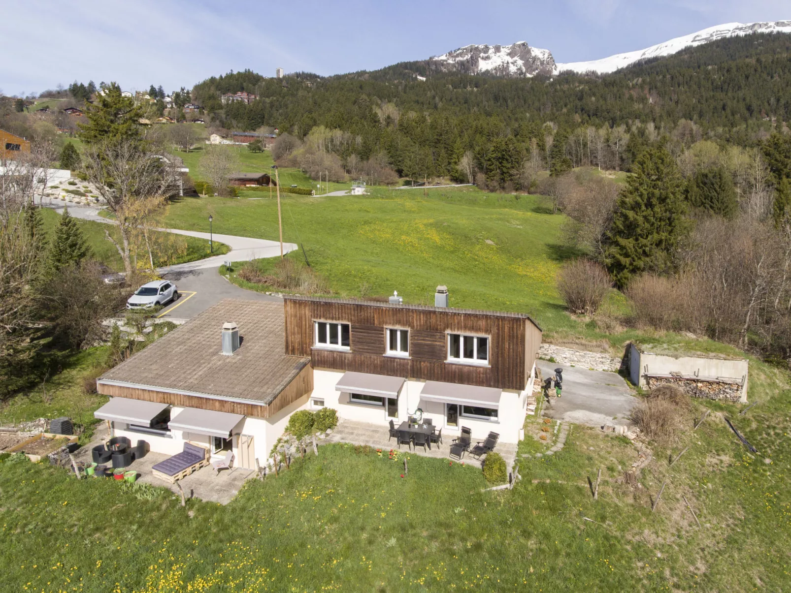 Maison Le Fontany-Outside