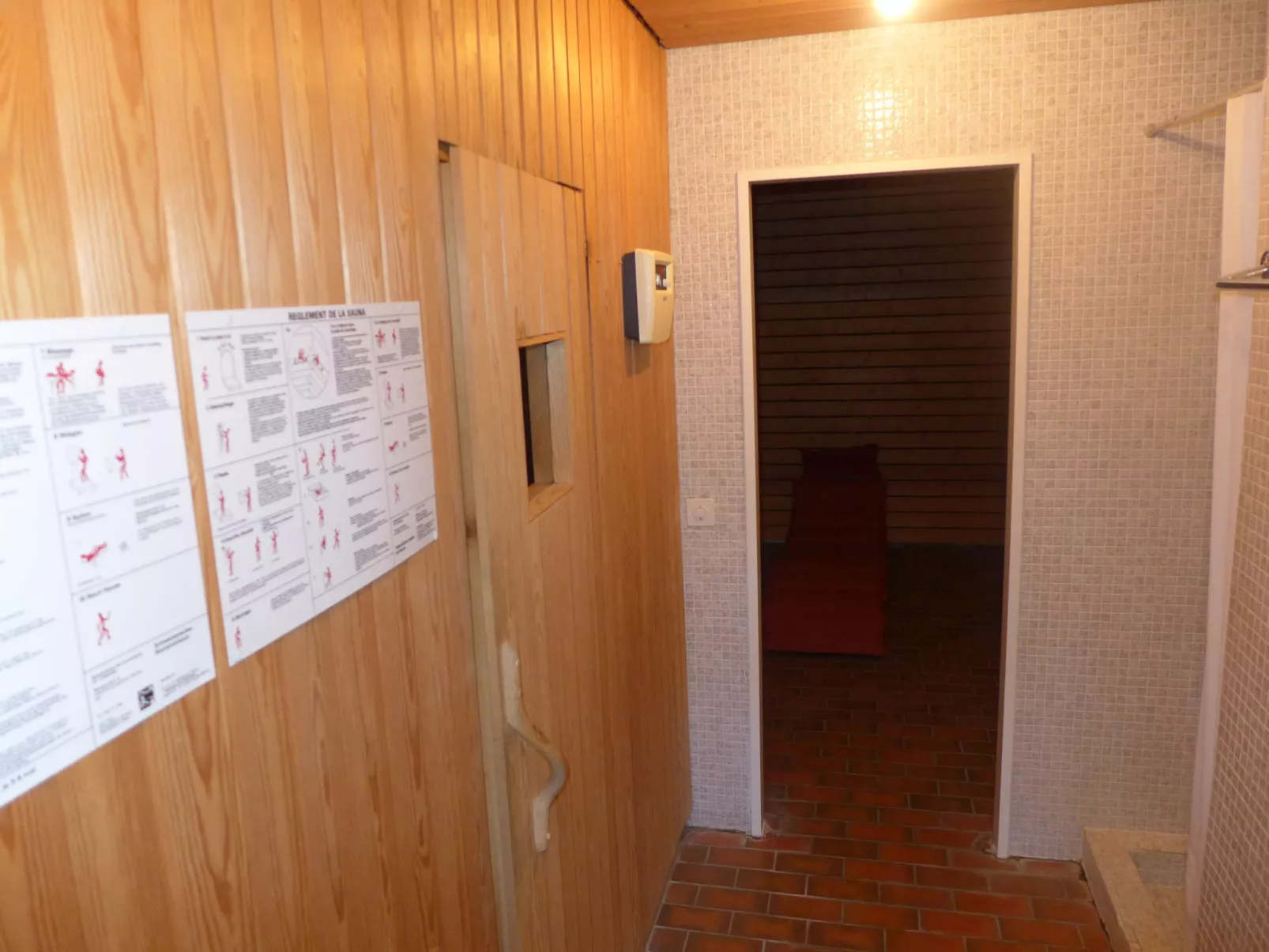 Jeanne D'Arc Apt. B-11-Inside