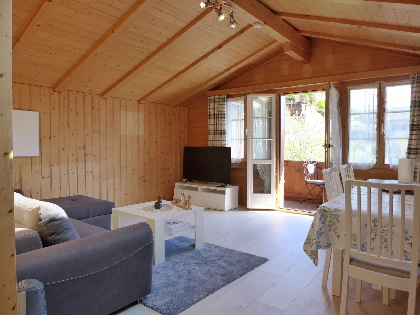 Chalet Vamika-Inside