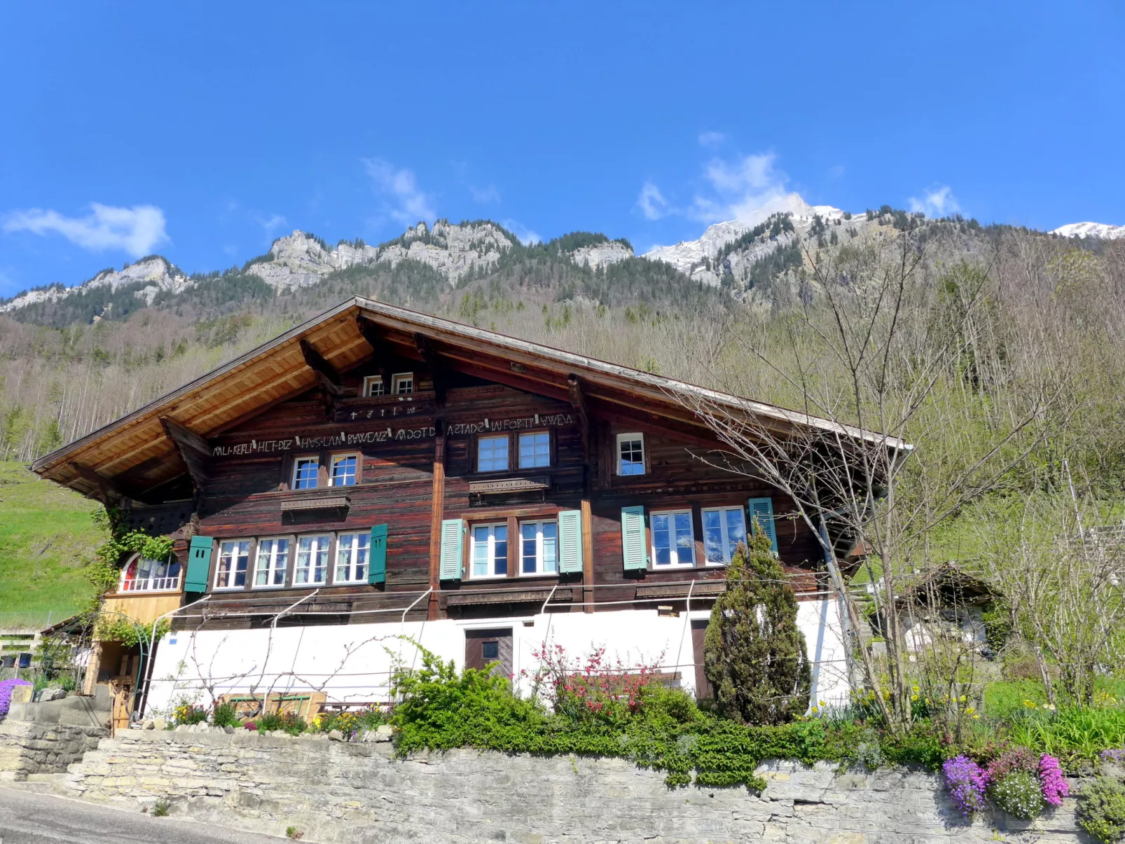 Chalet Vamika-Outside