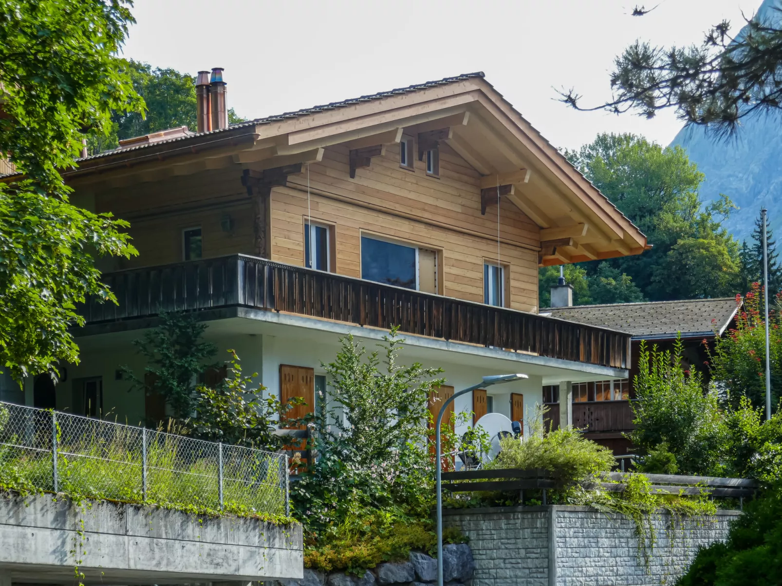 Chalet Holzwurm-Draußen