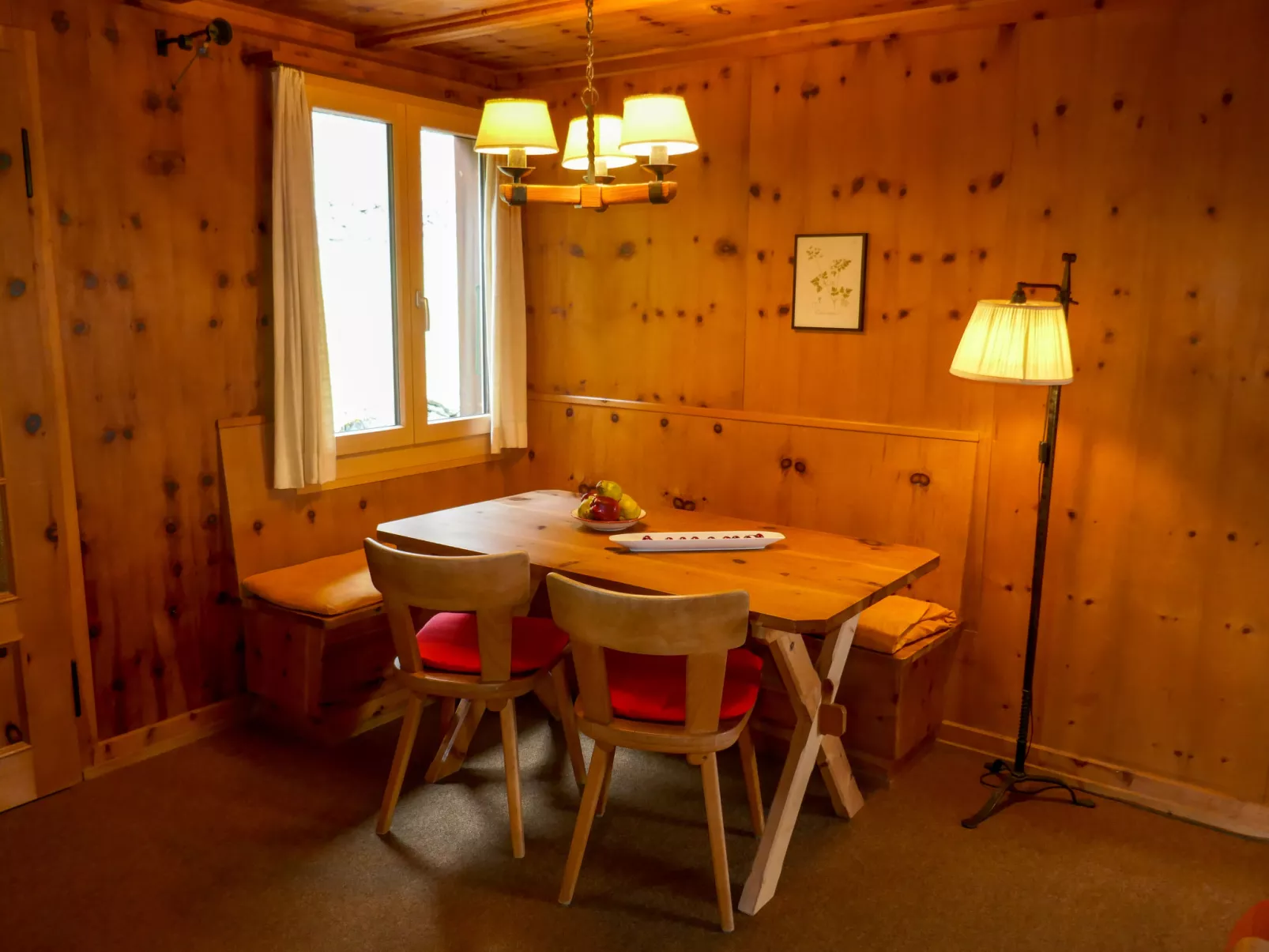 Chalet Pitschun-Inside