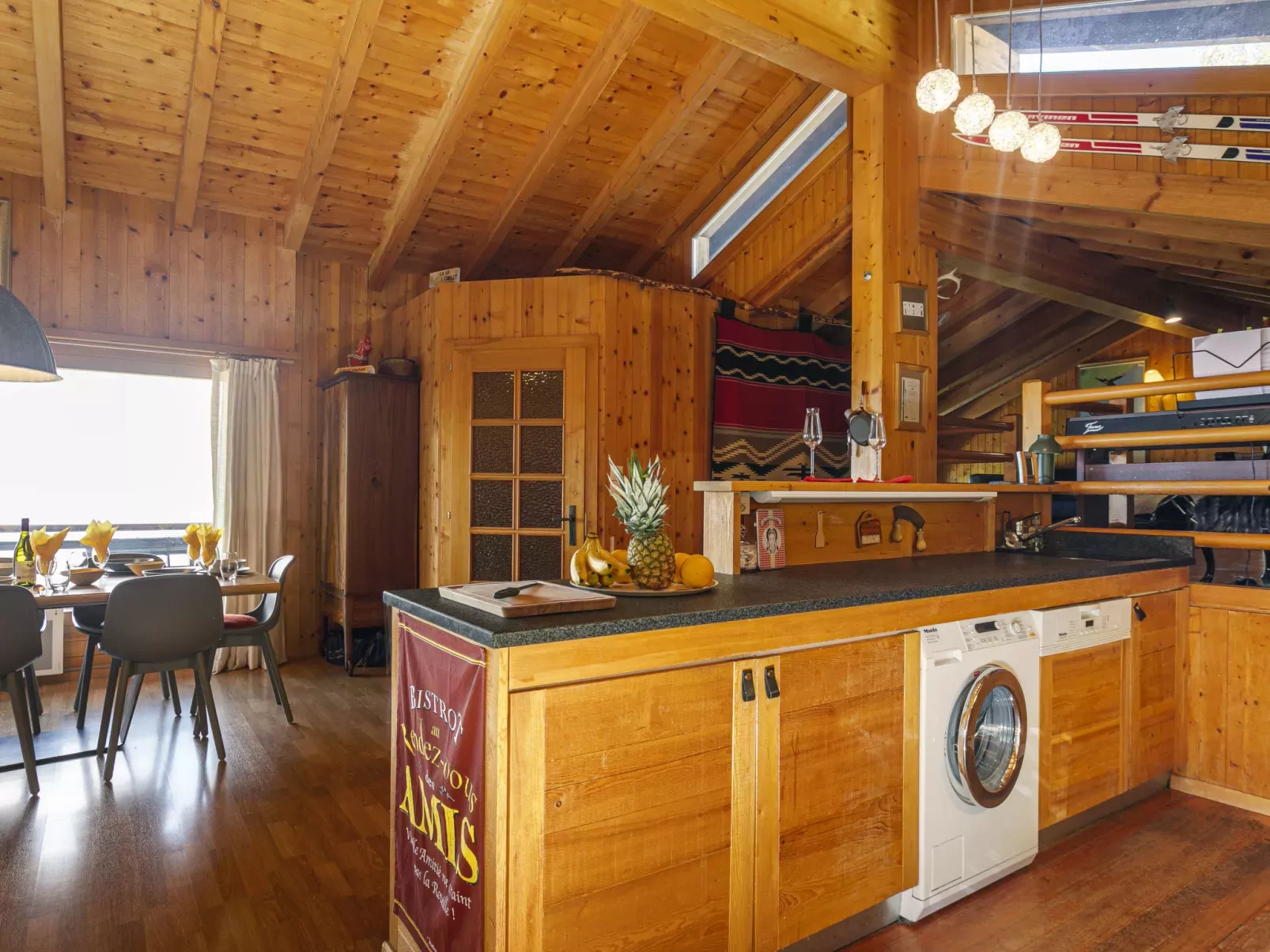 Chalet Mayens-Inside