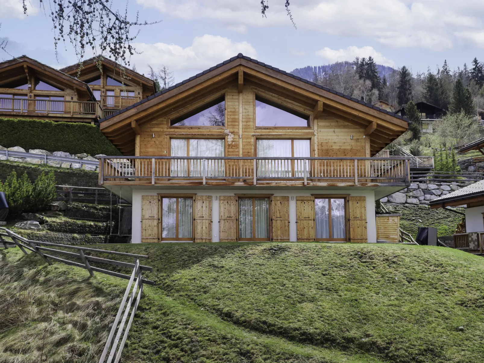 Chalet Manson-Outside