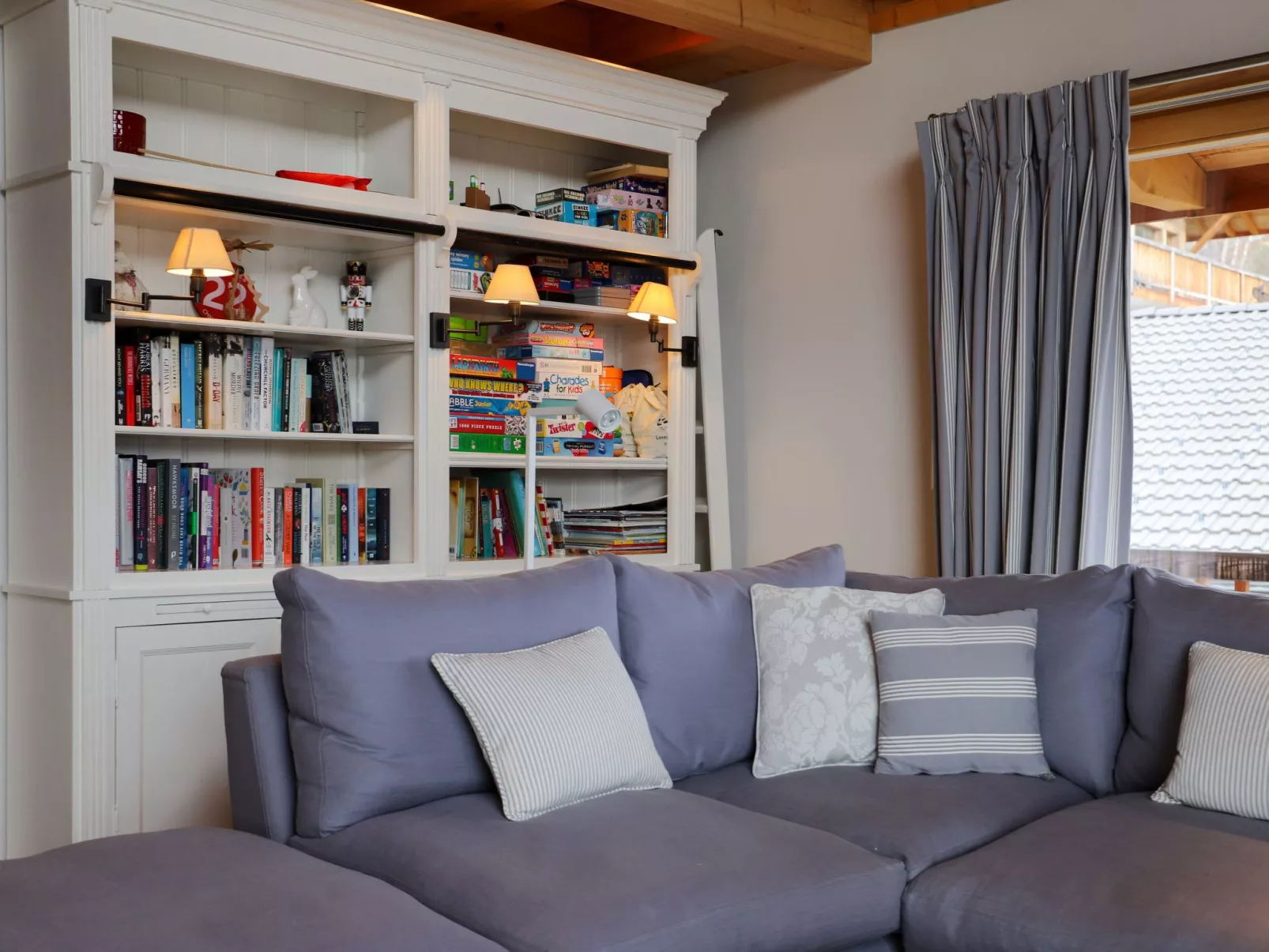 Chalet Manson-Inside