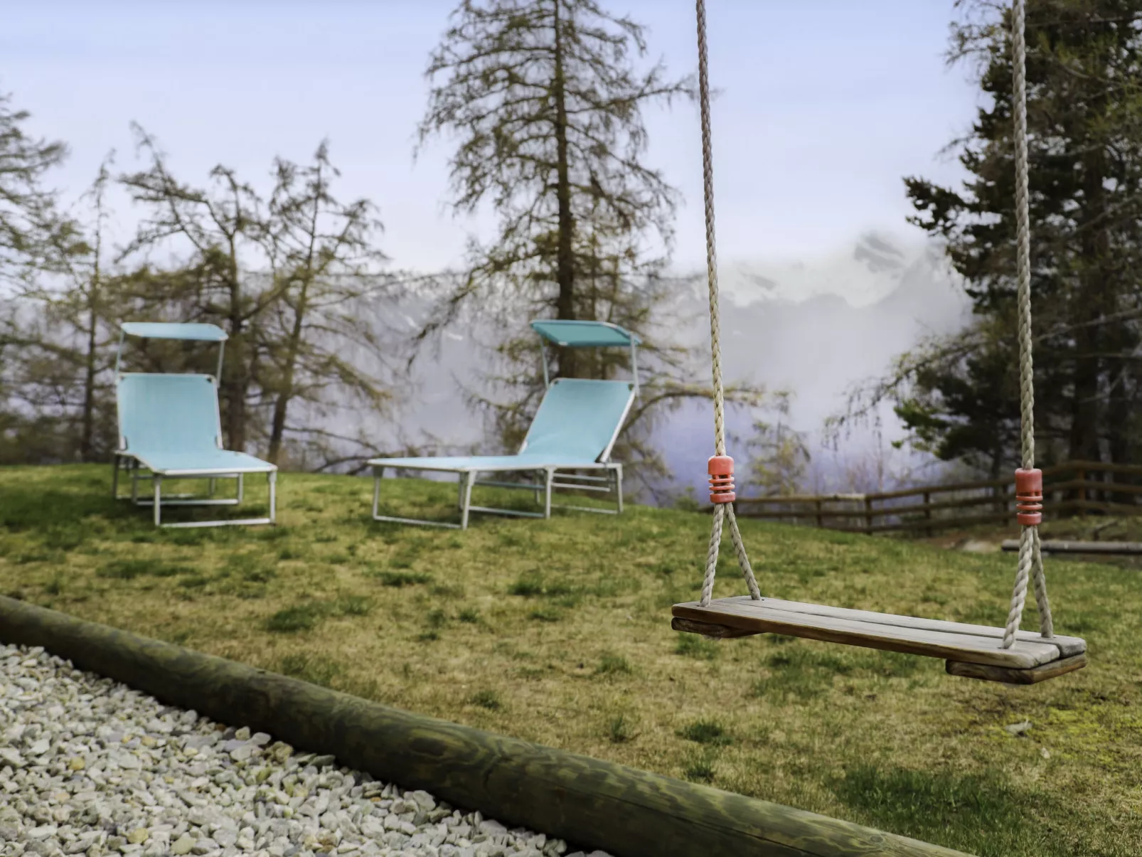 Chalet Manson-Outside