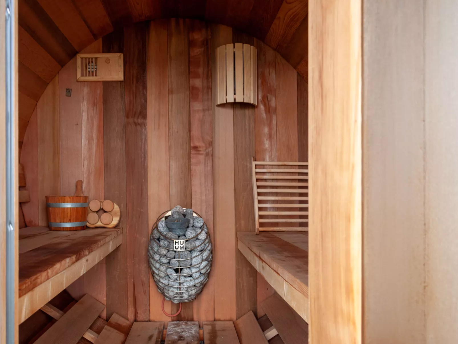 Dolce Cabane-Inside