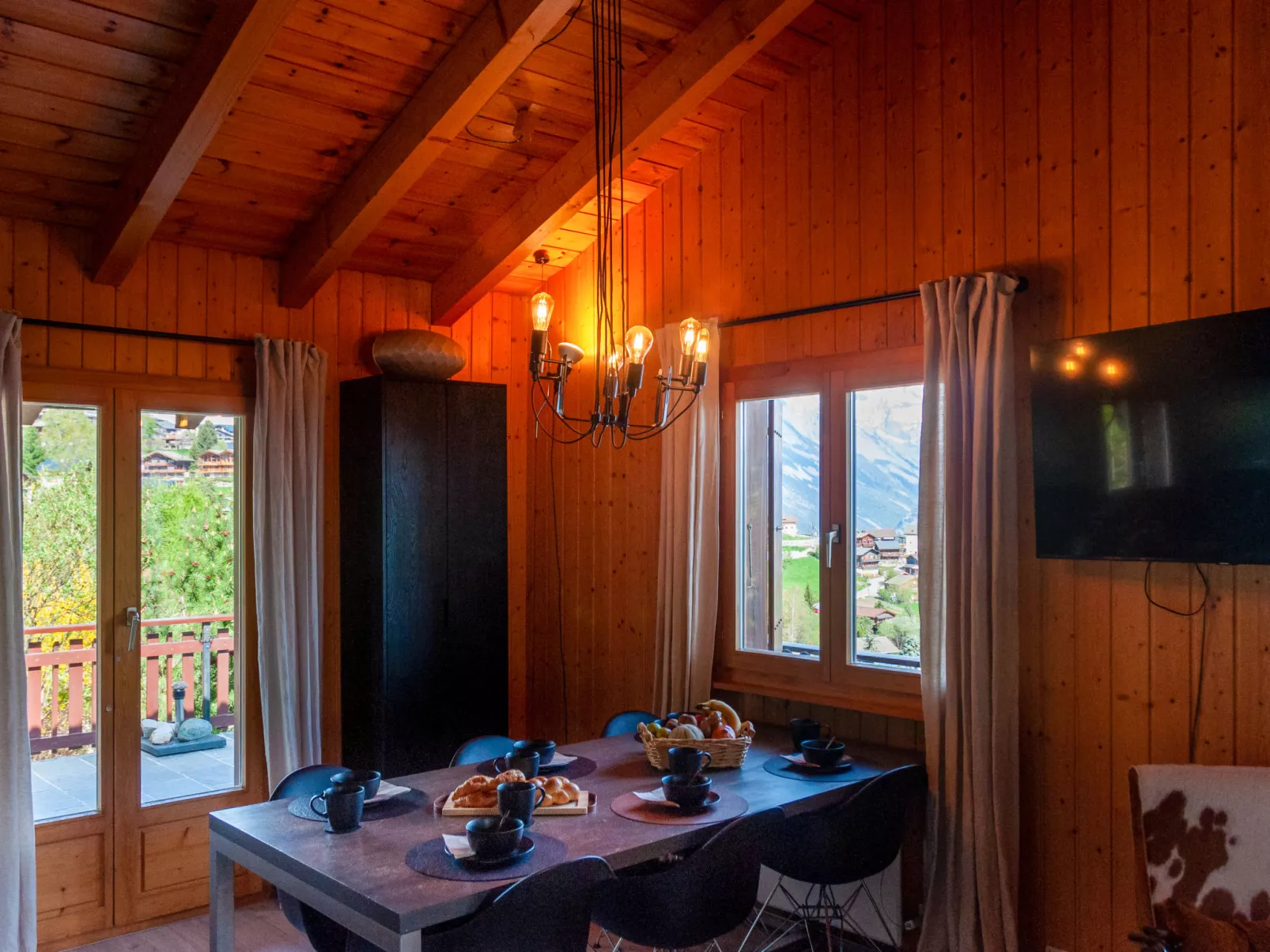 Dolce Cabane-Inside