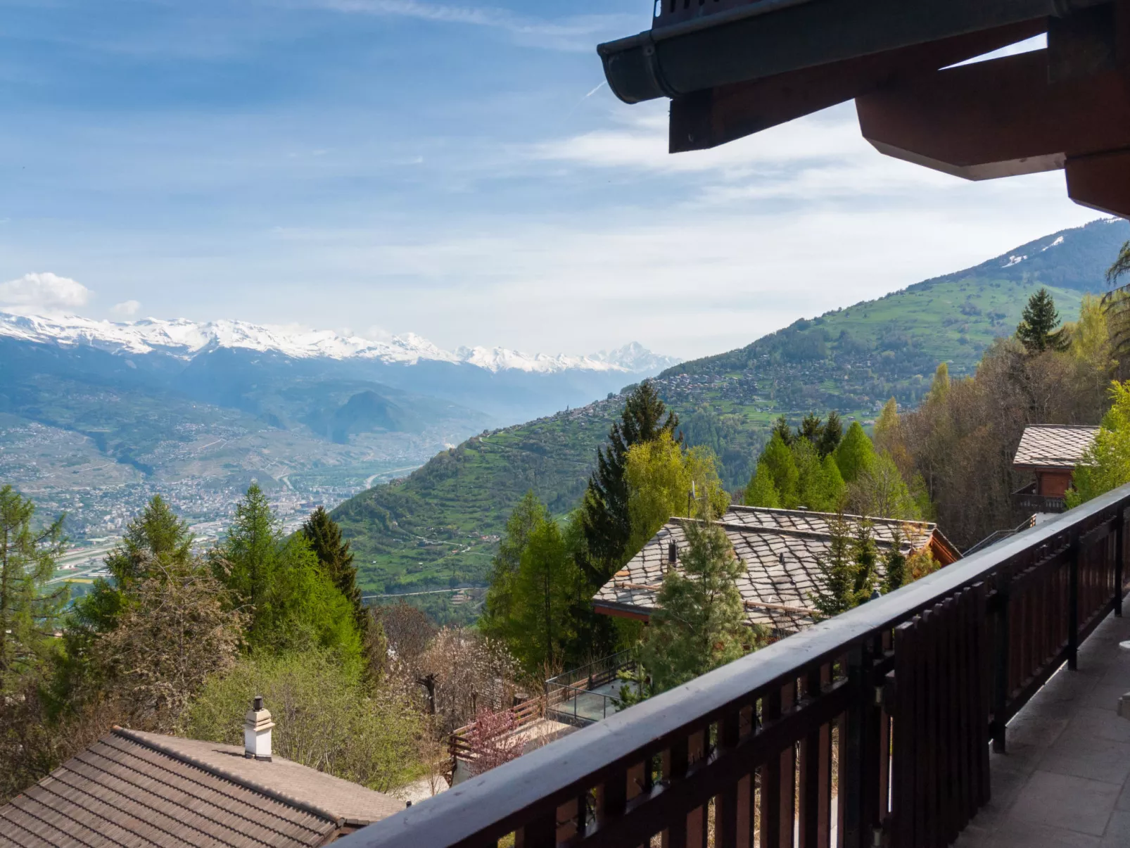 Dolce Cabane-Outside