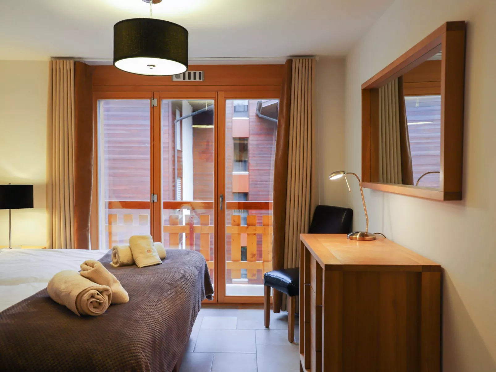 Cor des Alpes 16-Inside