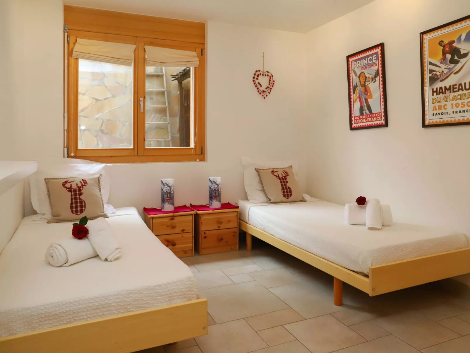 Domaine des Reines A2-Inside