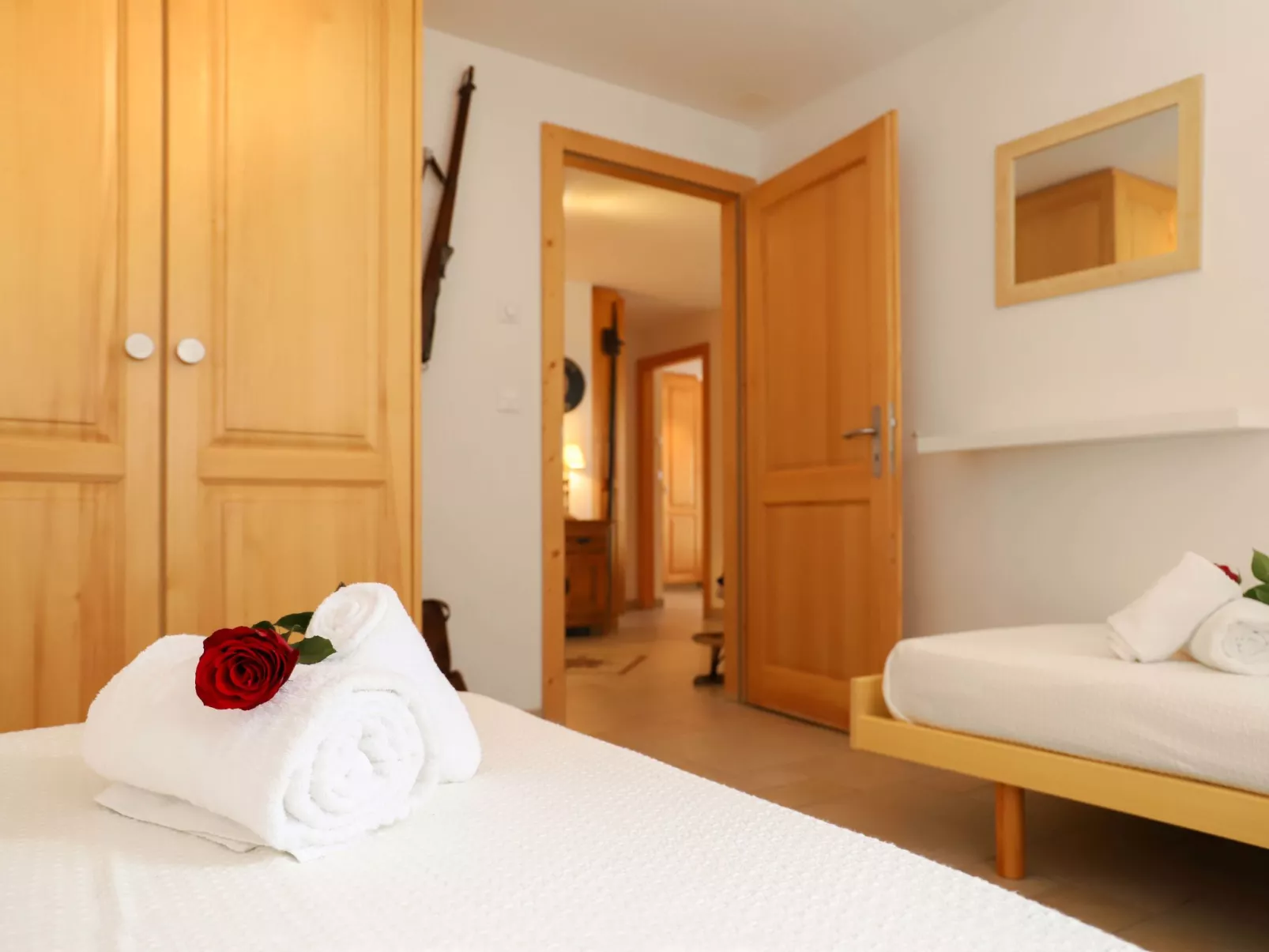 Domaine des Reines A2-Inside