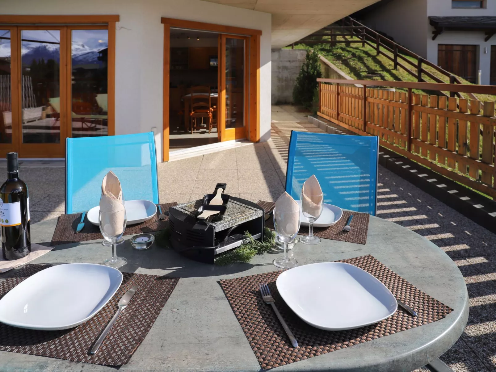Domaine des Reines D1A-Outside