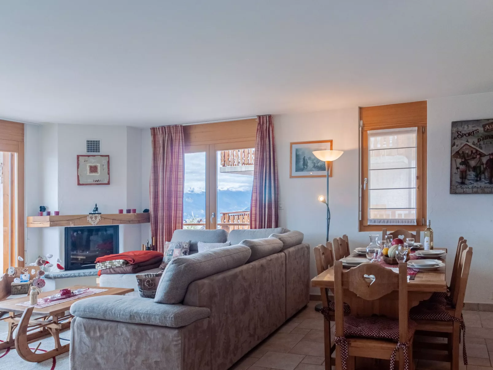 Grand Panorama B2-Inside