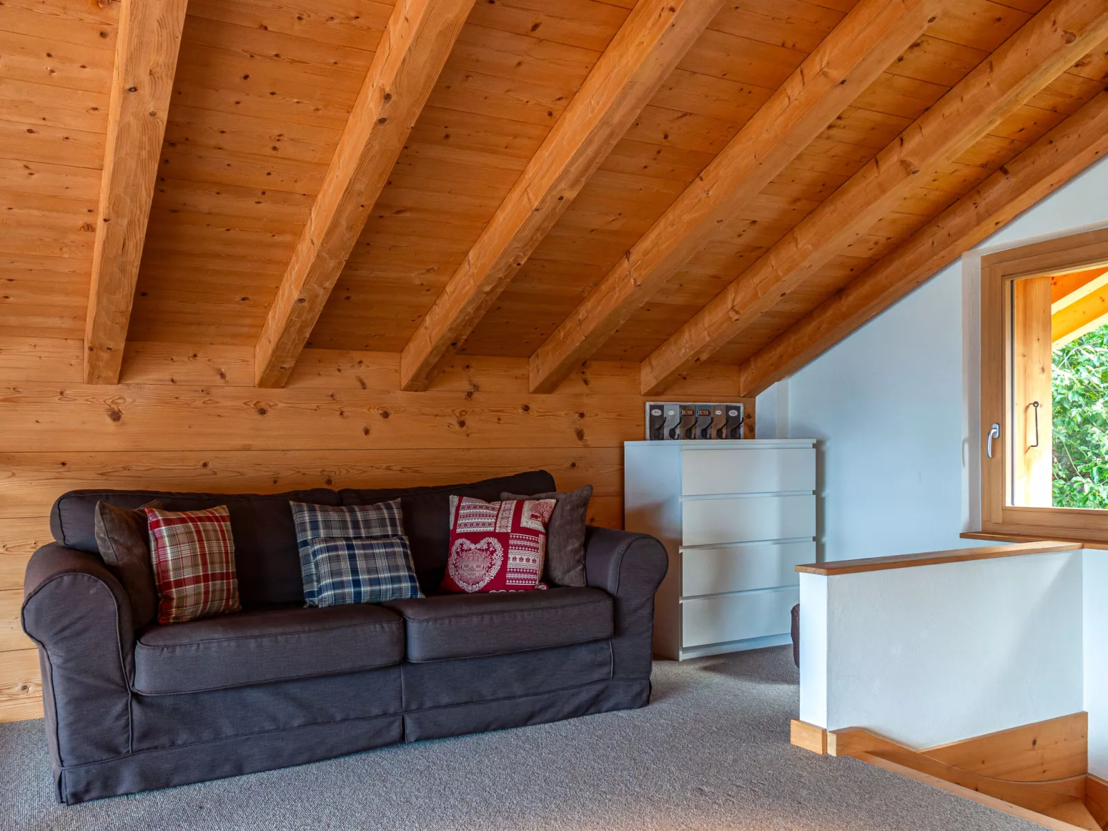Chalet Jadi-Drinnen