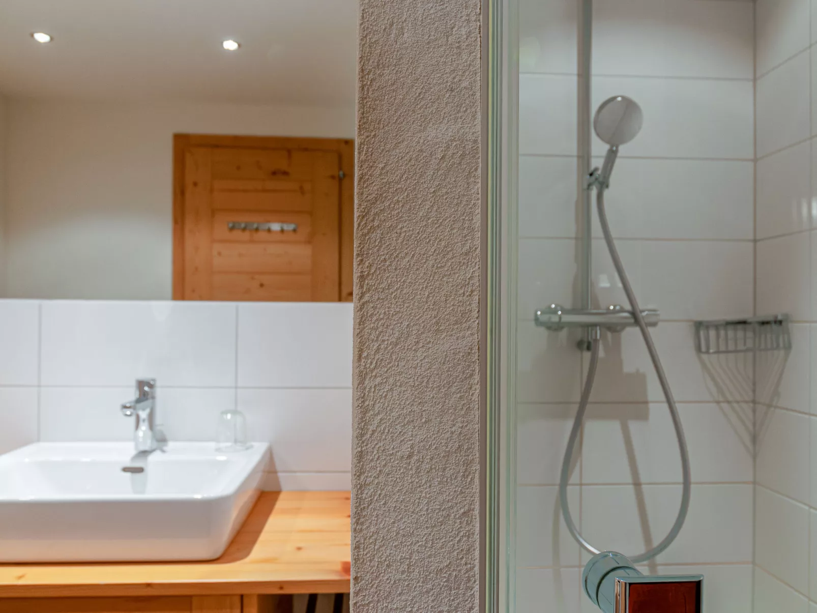 Chalet Jadi-Drinnen