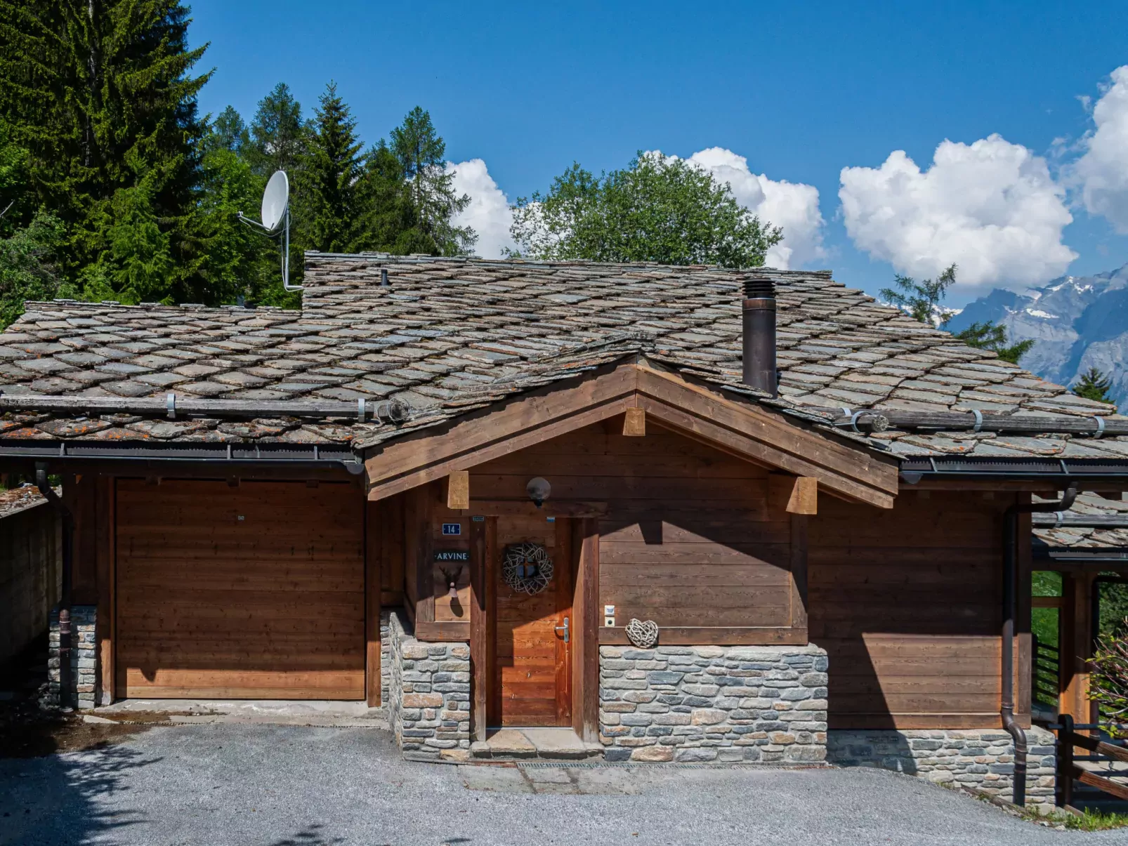 Chalet Arvine-Outside