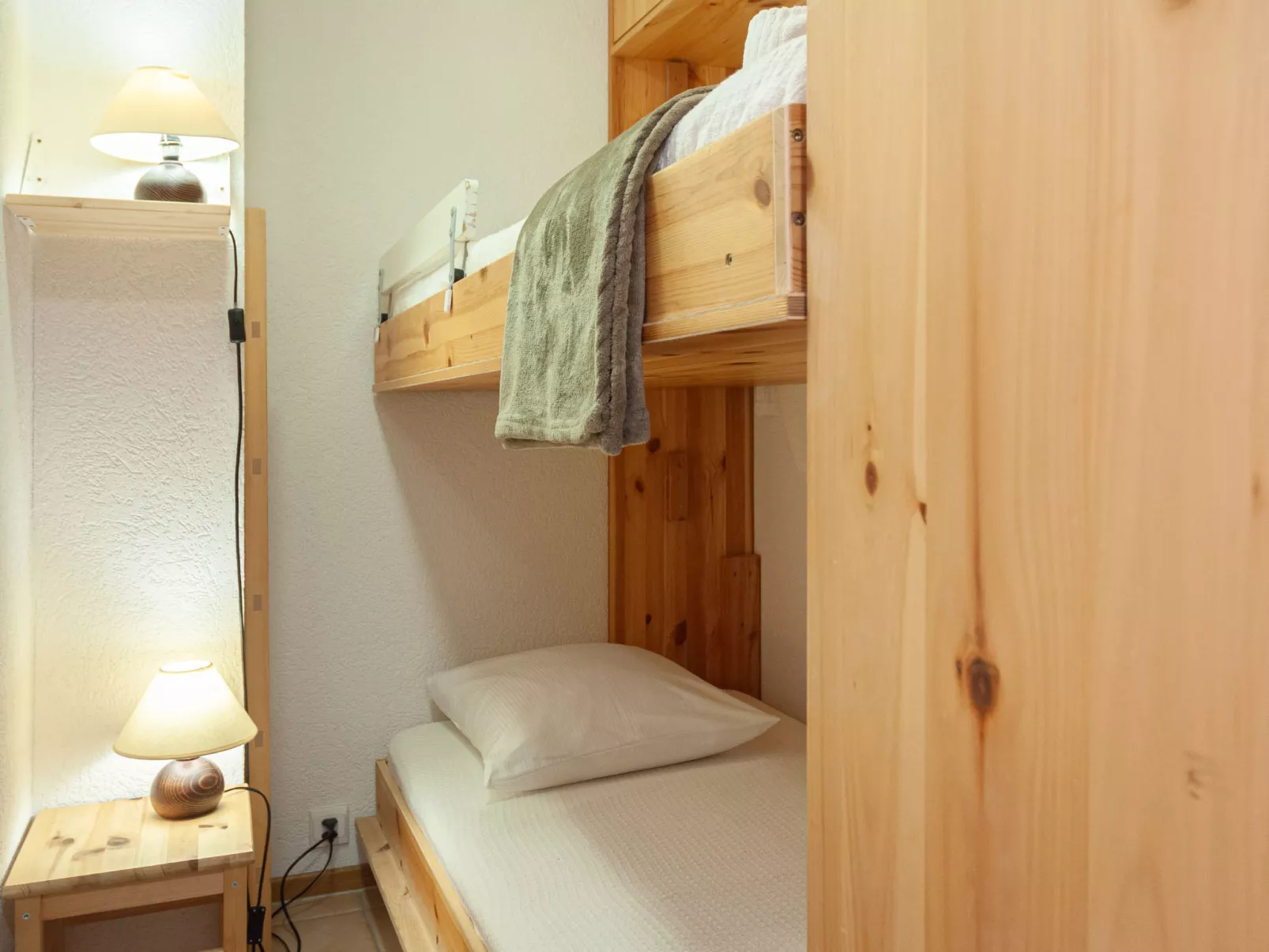 Victoria 1 C1-Inside