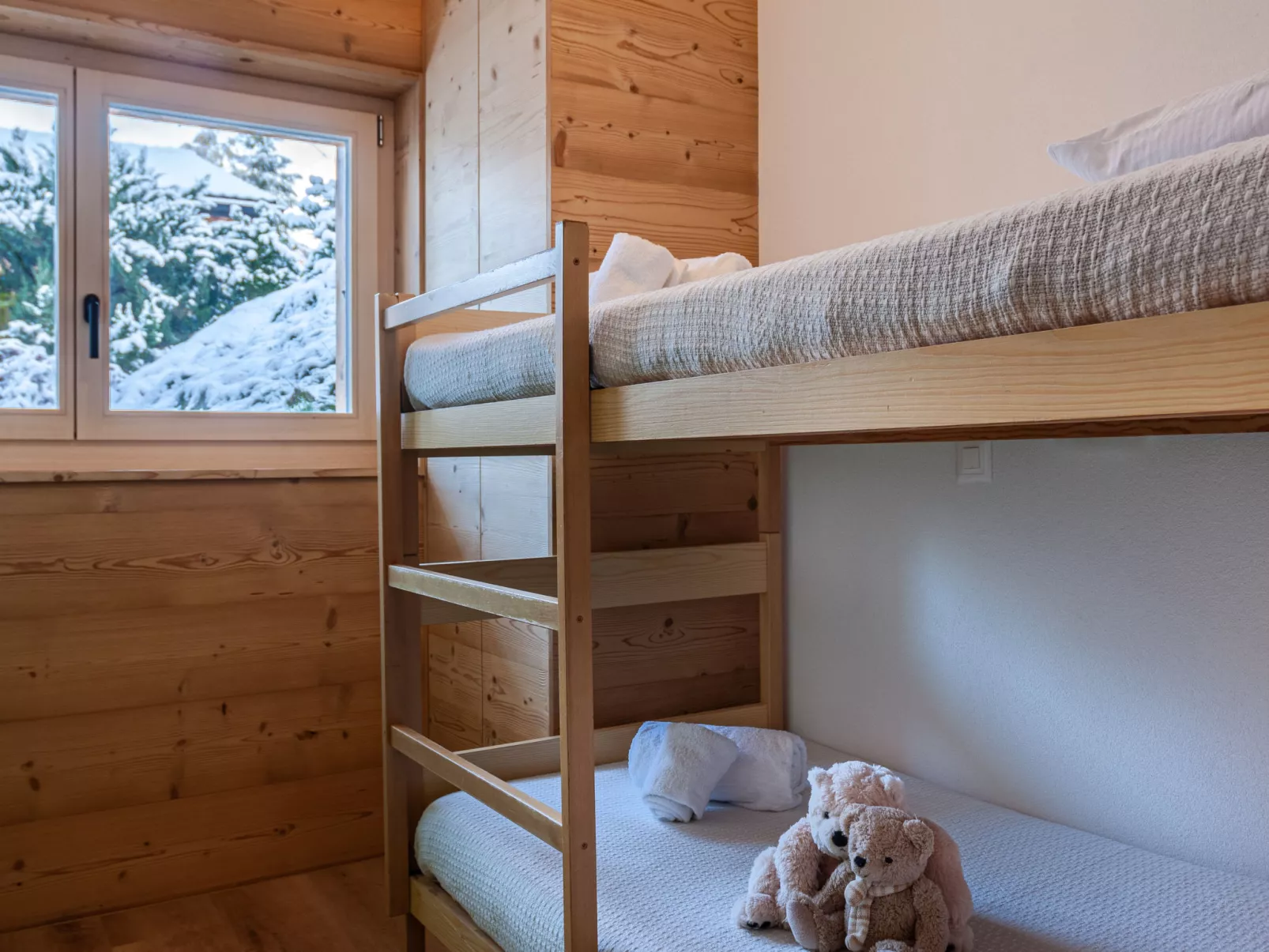 Le Loup, le Renard et la Belette-Inside