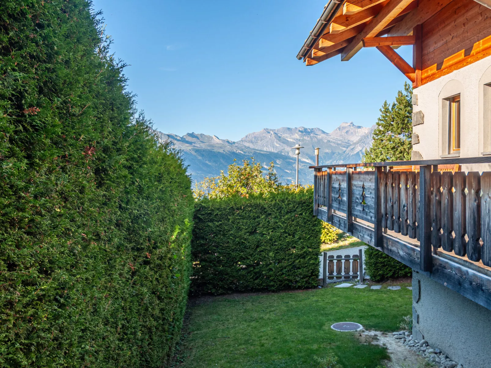 Rêves des Alpes-Outside