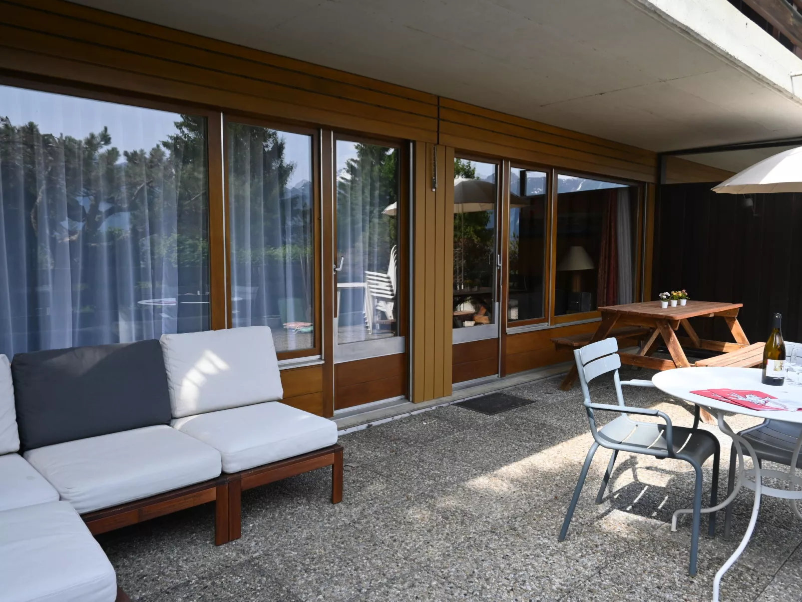Centaure B RI 1-Outside