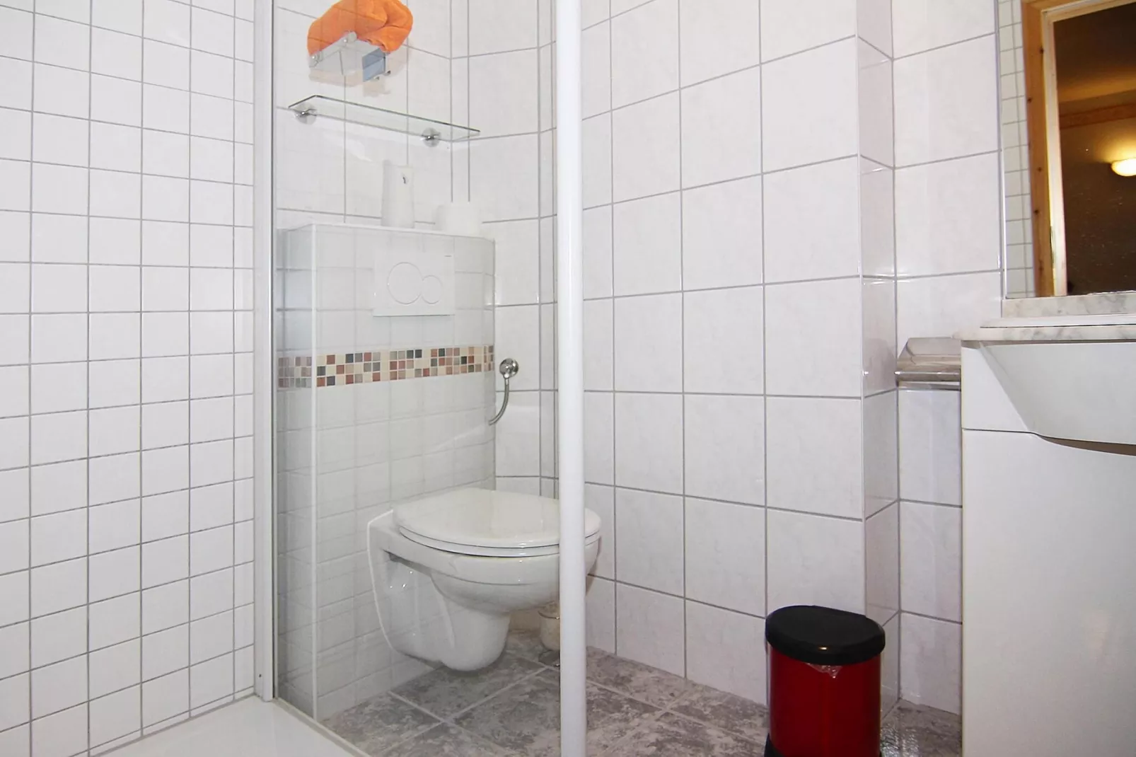 3-Raum-App in Lütow-Bathroom