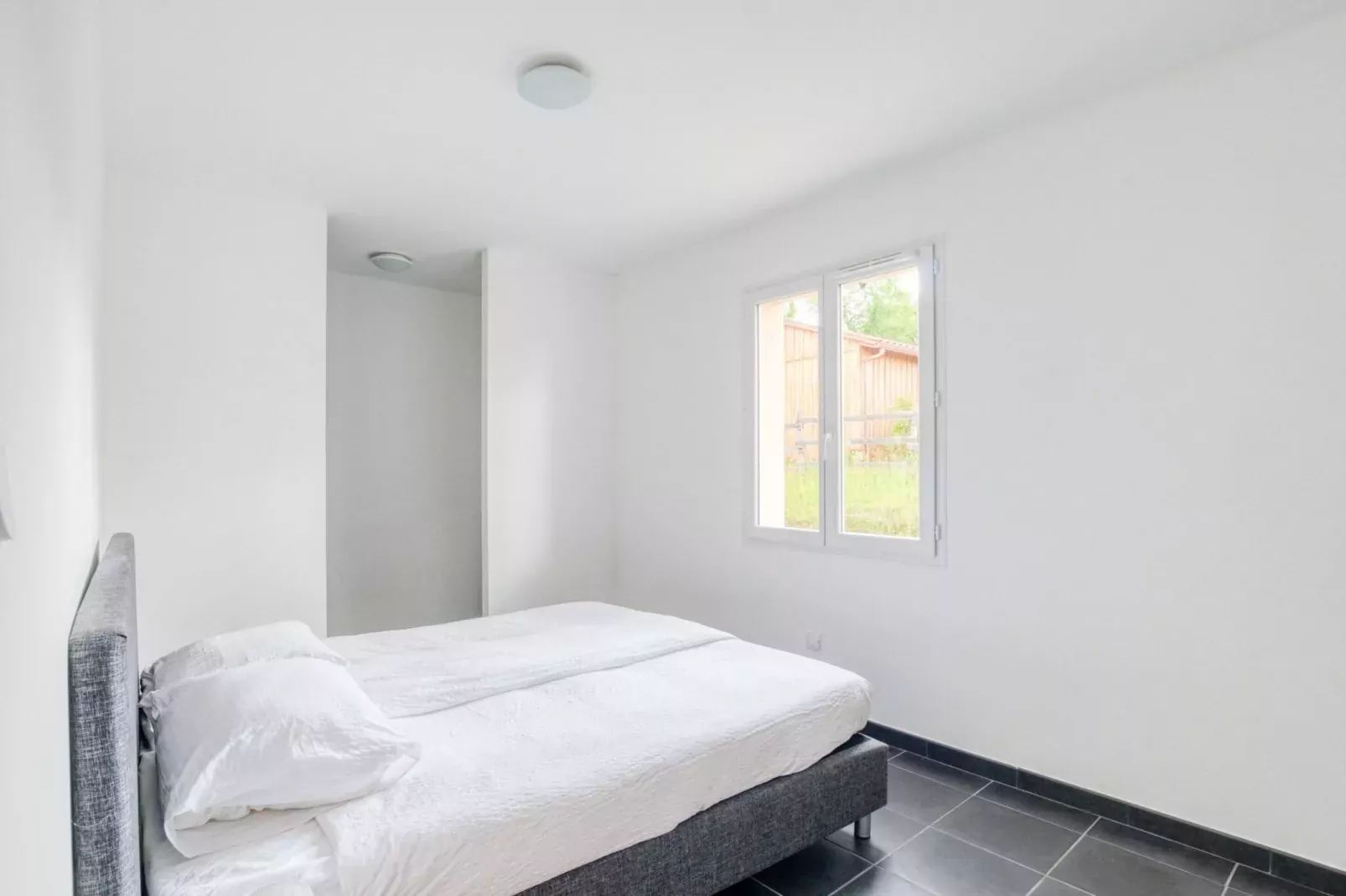 Villa Sainte Foy de Longas-Schlafzimmer