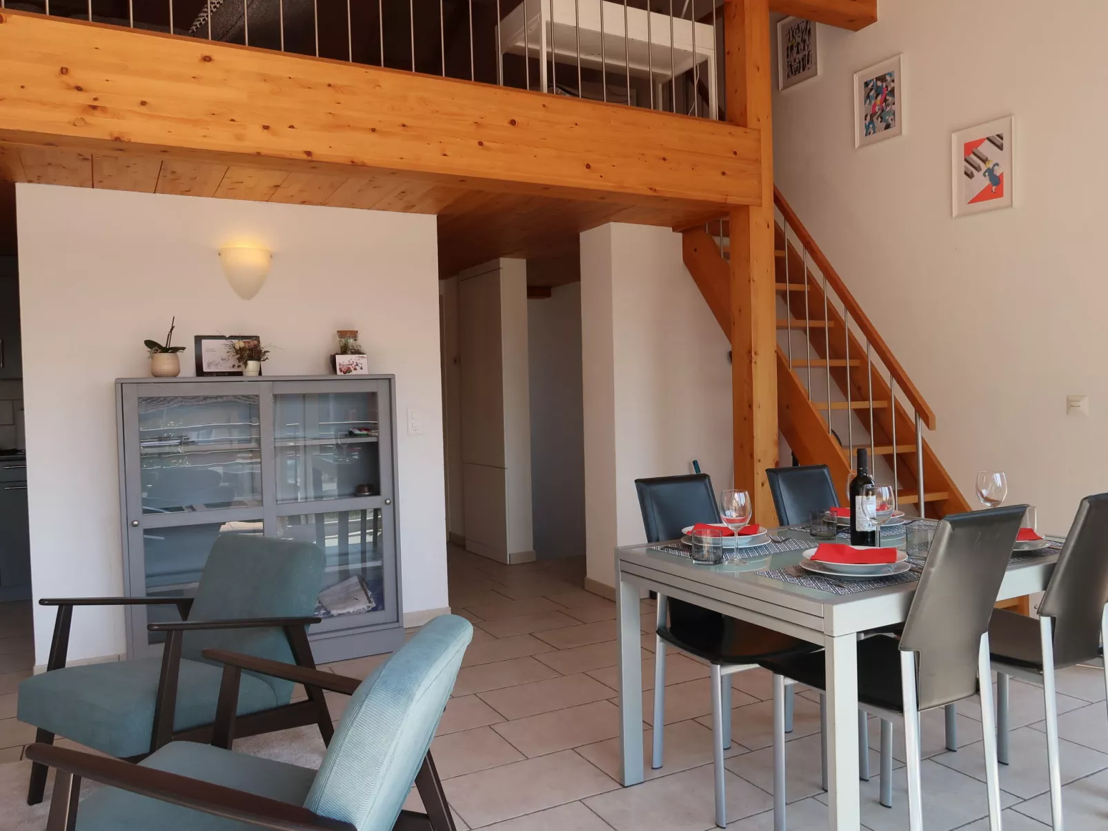 La Perouse D1/2-Inside