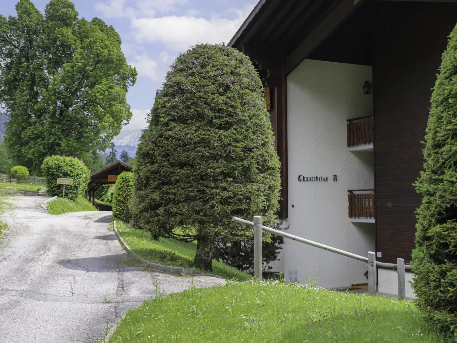 Chantebrise A1-Outside