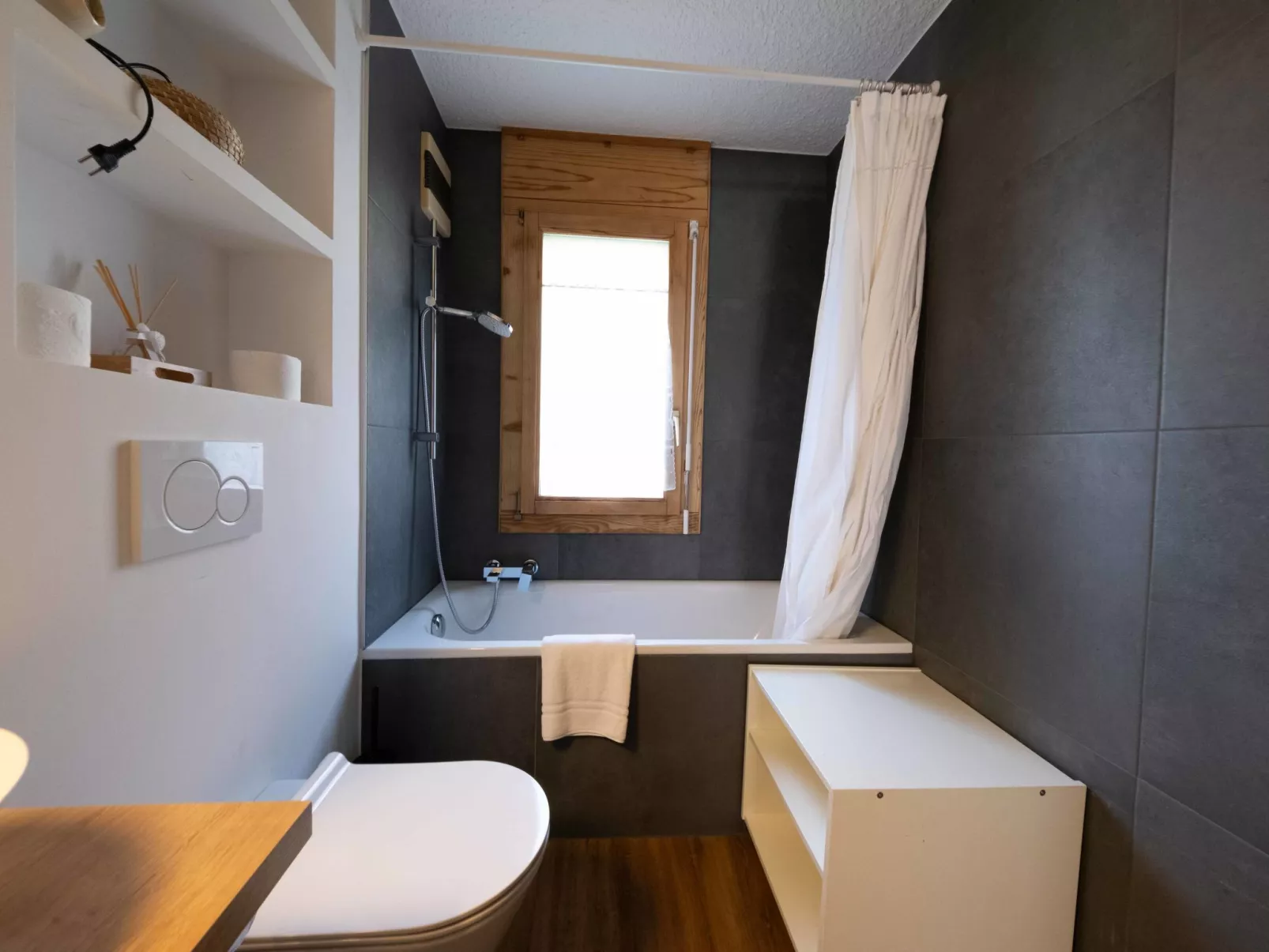 Hyacinthe 14-Inside