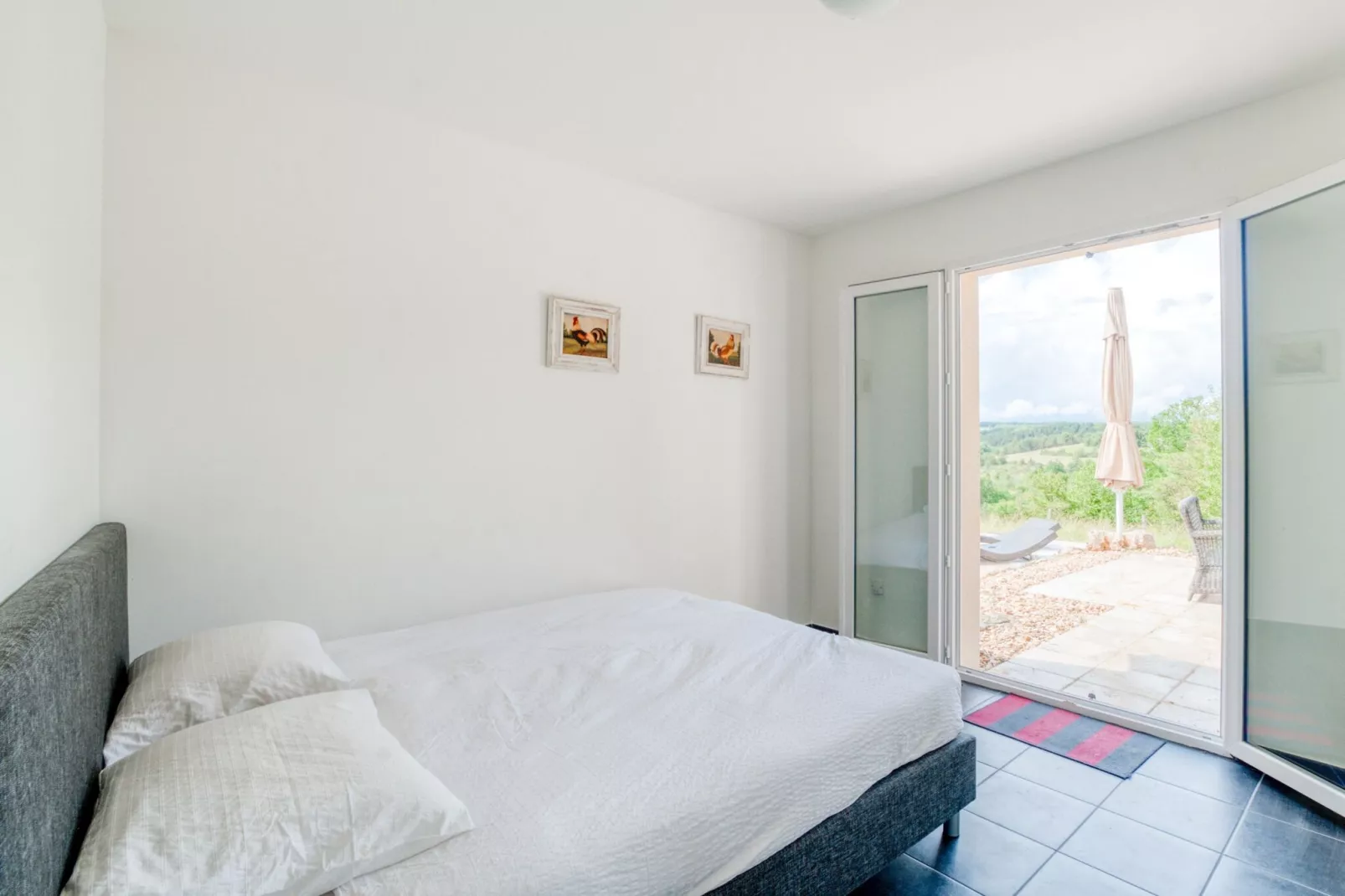 Villa Sainte Foy de Longas-Schlafzimmer