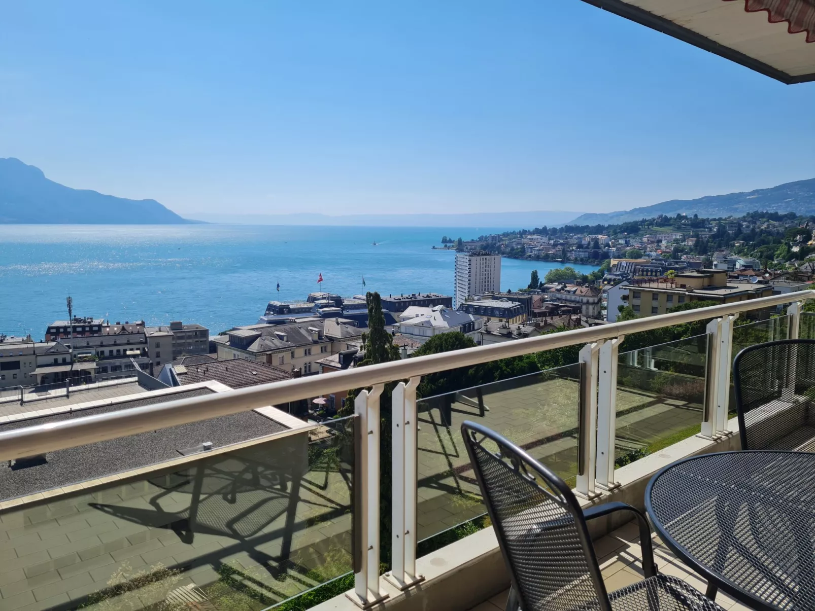 Montreux - Panorama-Outside