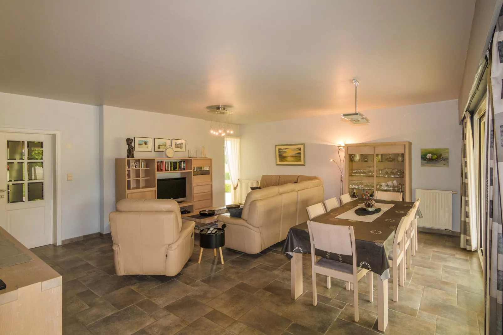 Residence Le Perrot-Living room