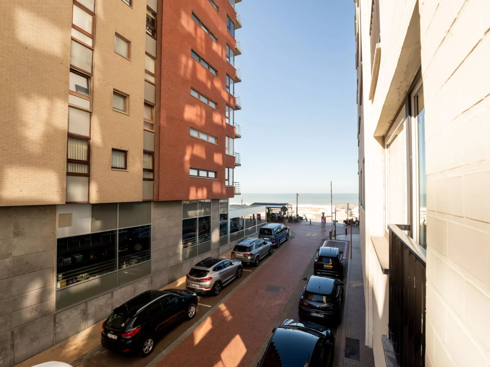 Amuzee with parking & lateral sea view-Outside